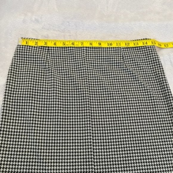 Attyre Women's Houndstooth Skirt 6 Black White - Picture 4 of 12